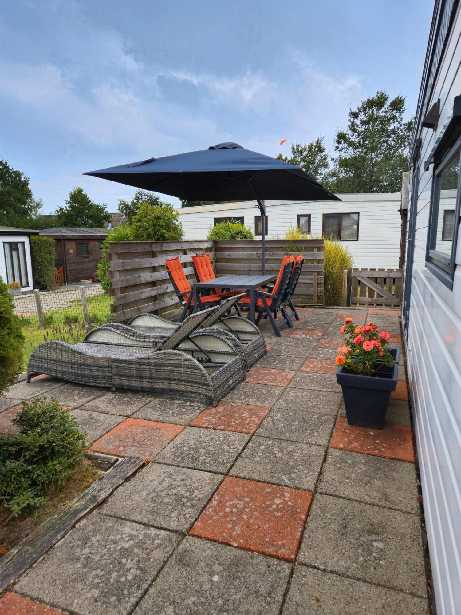 Chalet V31 Makkum Buitenkant foto
